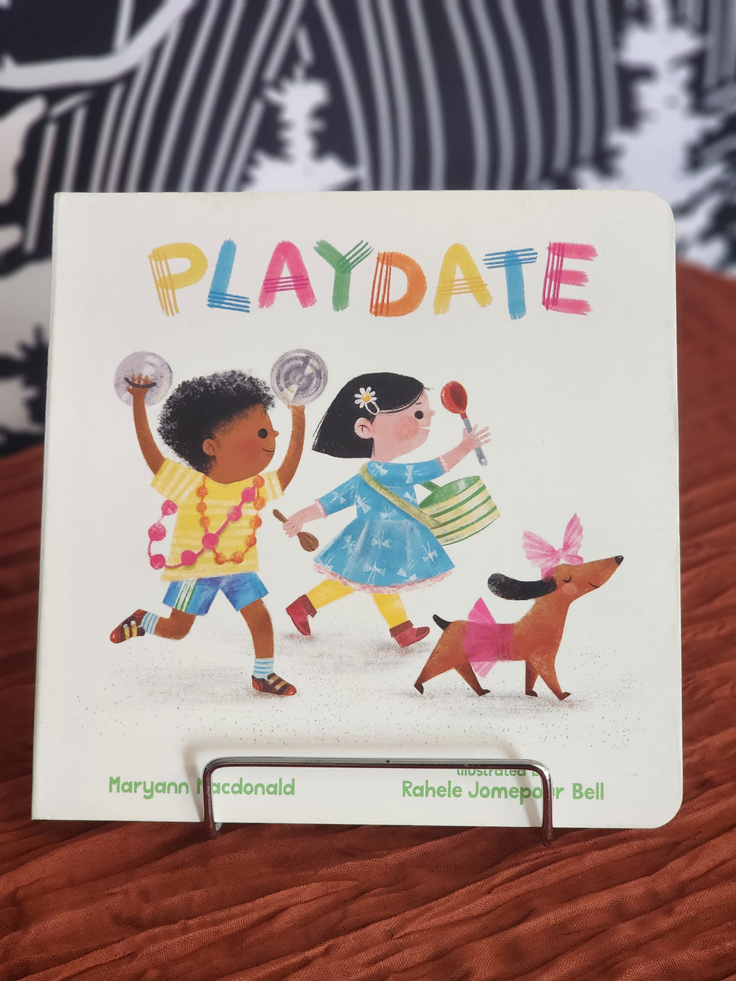 Playdate (boardbook)